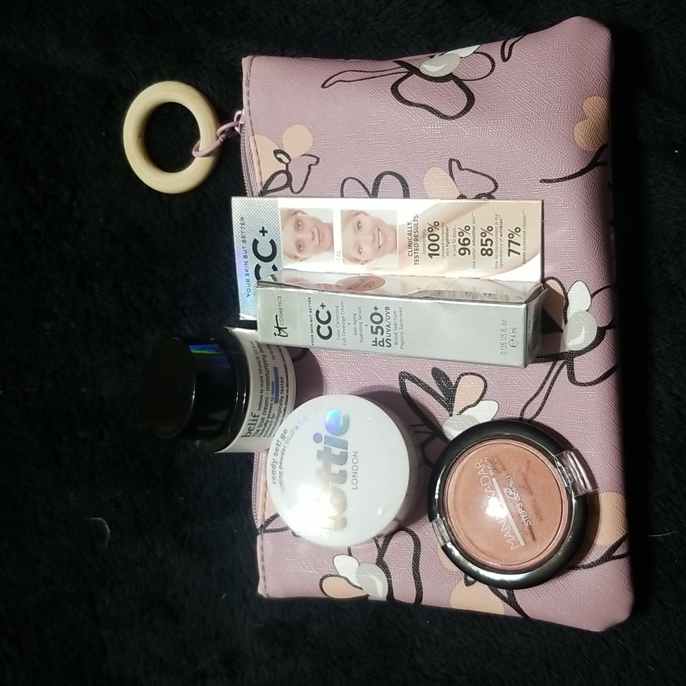 Deluxe Beauty Kits